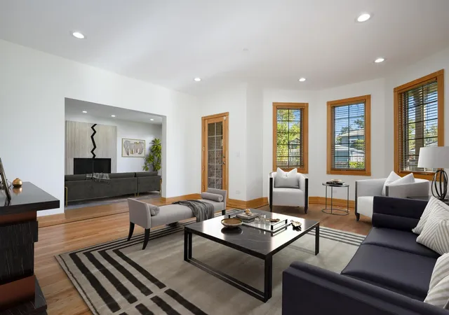 Photo 3 of Single family home for sale at 2618 Glenview Ave, Park Ridge, IL 60068 | MLS# 12795757 | Listing updated on 2026-10-30