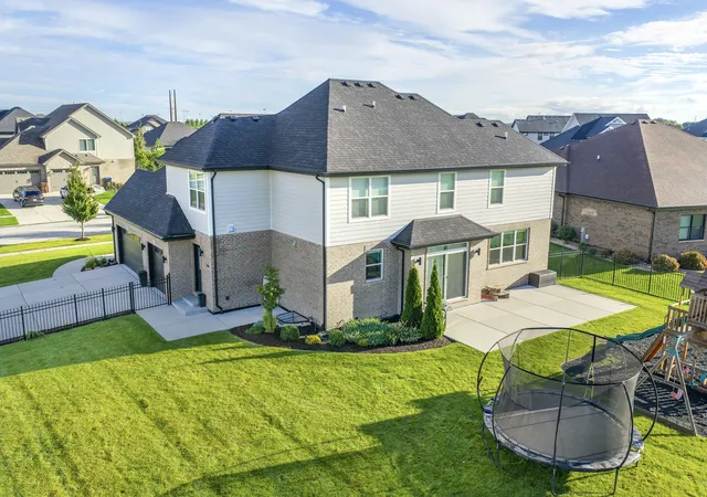 Photo 2 of Single family home for sale at 1920 Santo Dr, New Lenox, IL 60451 | MLS# 12795770 | Listing updated on 2026-10-28