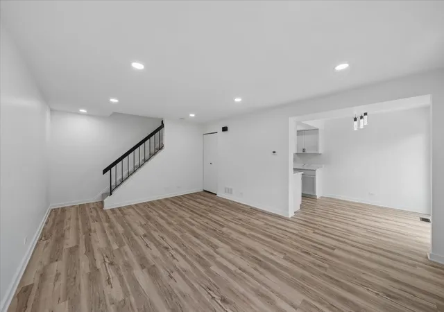 Photo 3 of Townhouse for sale at 185 College Dr #B, Bloomingdale, IL 60108 | MLS# 12795779 | Listing updated on 2026-10-29
