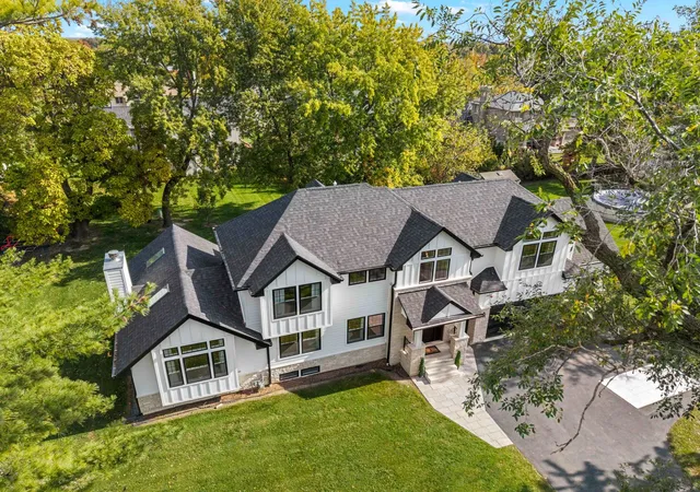 Photo 3 of Single family home for sale at 1431 Marion St, Schaumburg, IL 60193 | MLS# 12795785 | Listing updated on 2026-10-29