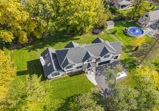 Photo 4 of Single family home for sale at 1431 Marion St, Schaumburg, IL 60193 | MLS# 12795785 | Listing updated on 2026-10-29