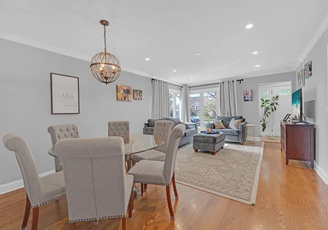 Photo 3 of Single family home for sale at 217 S Owen St, Mount Prospect, IL 60056 | MLS# 12795786 | Listing updated on 2026-10-28