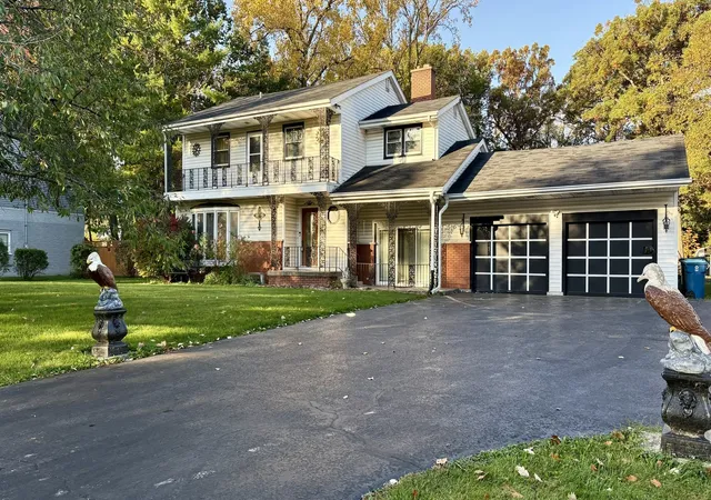 Photo 1 of Single family home for sale at 4n218 Central Ave, Bensenville, IL 60106 | MLS# 12795815 | Listing updated on 2026-10-28