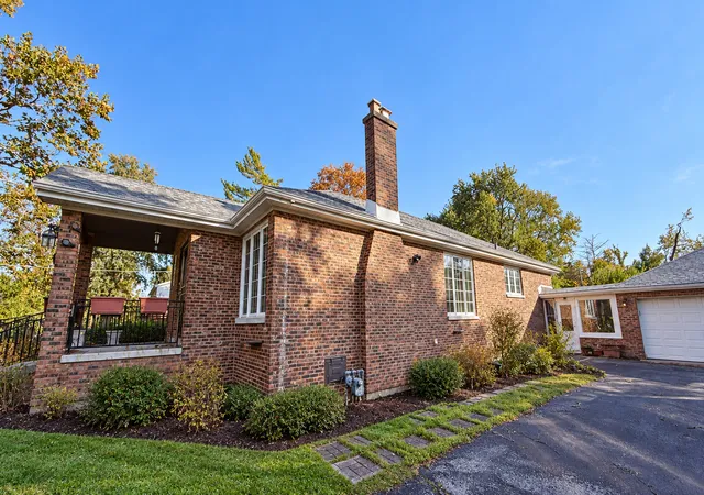 Photo 3 of Single family home for sale at 1925 Terrace Rd, Homewood, IL 60430 | MLS# 12795822 | Listing updated on 2026-10-28