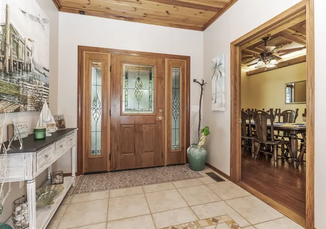 Photo 4 of Single family home for sale at 8621 E 2100 North Rd, Carlock, IL 61725 | MLS# 12795852 | Listing updated on 2026-10-28