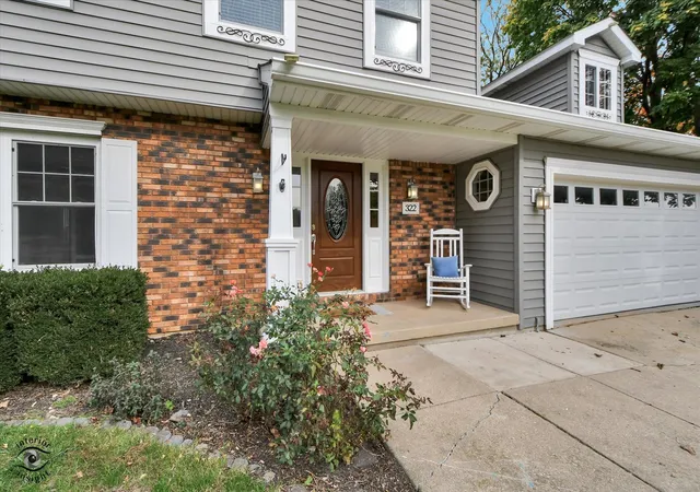 Photo 2 of Single family home for sale at 322 W Kendall Dr, Yorkville, IL 60560 | MLS# 12795861 | Listing updated on 2026-10-28