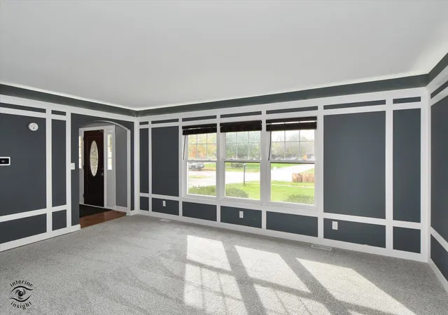 Photo 3 of Single family home for sale at 322 W Kendall Dr, Yorkville, IL 60560 | MLS# 12795861 | Listing updated on 2026-10-28