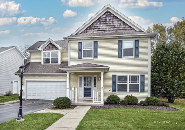 Single family home for sale at 137 Center St, Crystal Lake, IL 60014 | MLS# 12795863
