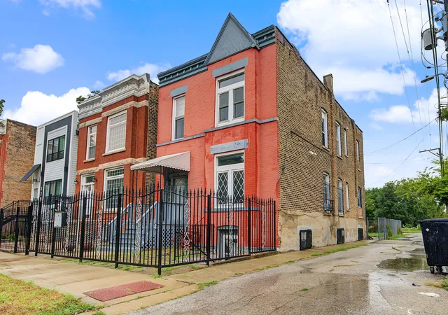 Condo for sale at 331 S Richmond St, Chicago, IL 60612 | MLS# 12795866