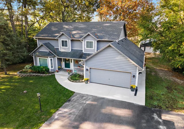 Photo 2 of Single family home for sale at 4907 Taffy Ct, Richmond, IL 60071 | MLS# 12795932 | Listing updated on 2026-10-30