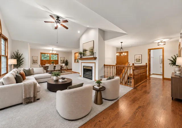 Photo 4 of Townhouse for sale at 11198 Algonquin Rd, Huntley, IL 60142 | MLS# 12795937 | Listing updated on 2026-10-30