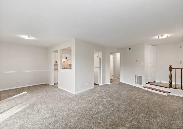 Photo 3 of Condo for sale at 1624 Salisbury Ct #C, Wheaton, IL 60189 | MLS# 12795941 | Listing updated on 2026-10-30