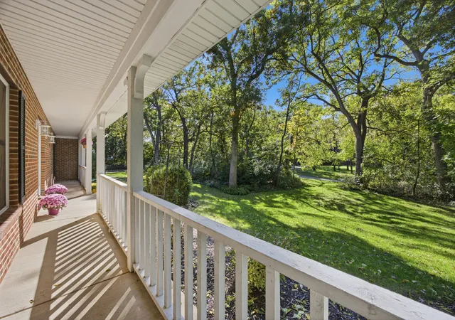Photo 2 of Single family home for sale at 5808 Amherst Ct, Mc Henry, IL 60050 | MLS# 12795951 | Listing updated on 2026-10-28