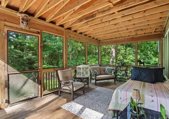 Photo 2 of Single family home for sale at 9017 Wildrose Ln, Marengo, IL 60152 | MLS# 12795973 | Listing updated on 2026-10-30