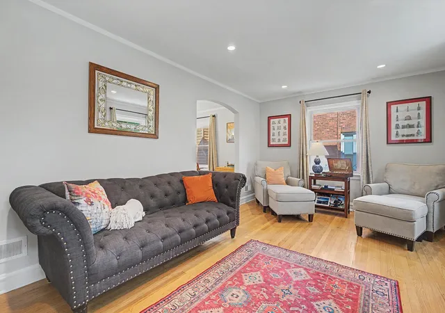 Photo 2 of Single family home for sale at 5214 N Oleander Ave, Chicago, IL 60656 | MLS# 12795980 | Listing updated on 2026-10-29