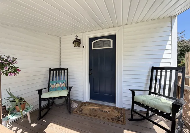 Photo 3 of Single family home for sale at 803 N Morris Ave, Bloomington, IL 61701 | MLS# 12795997 | Listing updated on 2026-10-28