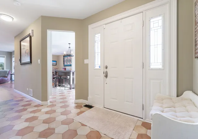 Photo 2 of Townhouse for sale at 1304 Shire Cir #4, Inverness, IL 60067 | MLS# 12796015 | Listing updated on 2026-10-28