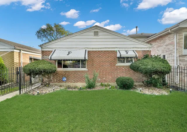 Photo 1 of Single family home for sale at 4541 S Laporte Ave, Chicago, IL 60638 | MLS# 12796037 | Listing updated on 2026-10-29
