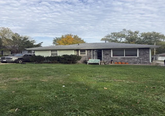 Photo 1 of Single family home for sale at 27 Grace St, Danville, IL 61832 | MLS# 12796086 | Listing updated on 2026-10-29