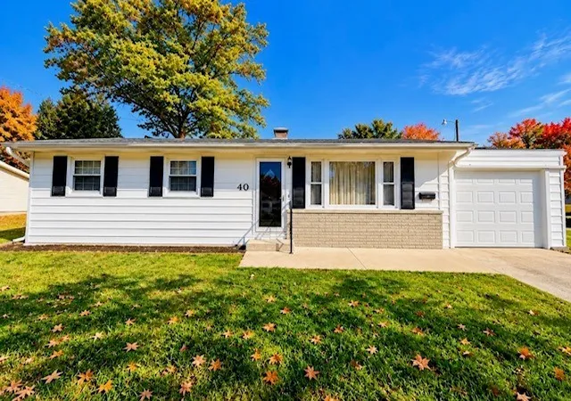 Single family home for sale at 40 Cherry Dr, Mt Vernon, IL 62864 | MLS# 12796098
