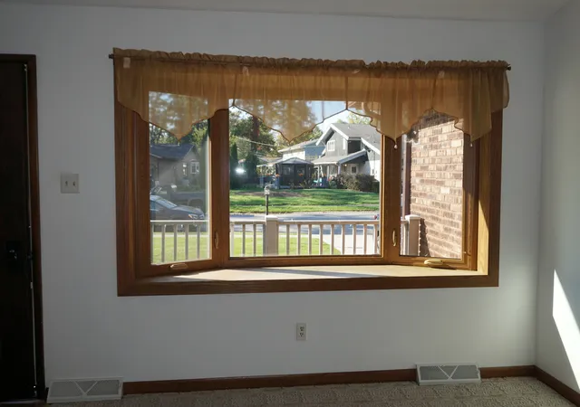 Photo 2 of Single family home for sale at 2809 Carmen St, Portage, IN 46368 | MLS# 12796115 | Listing updated on 2026-10-28