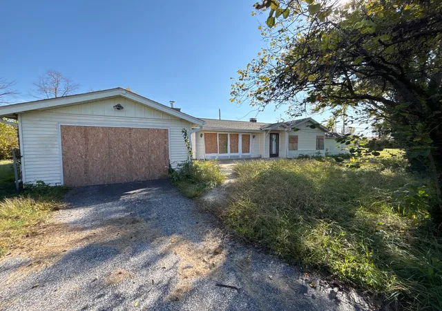 Single family home for sale at 2113 Poplar St, Cahokia, IL 62206 | MLS# 12796143
