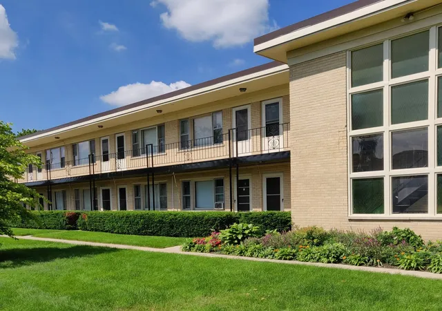 Photo 1 of Condo for sale at 20 King Arthur Ct #6, Northlake, IL 60164 | MLS# 12796161 | Listing updated on 2026-10-28