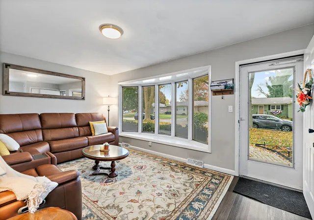 Photo 1 of Single family home for sale at 121 Wendell Pl, De Kalb, IL 60115 | MLS# 12796189 | Listing updated on 2026-10-28