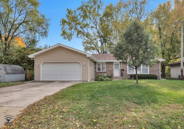 Photo 1 of Single family home for sale at 2140 W Calista St, Kankakee, IL 60901 | MLS# 12796215 | Listing updated on 2026-10-29