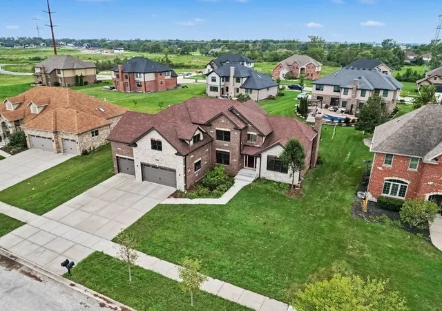 Single family home for sale at 22620 Hunters Trl, Frankfort, IL 60423 | MLS# 12796243