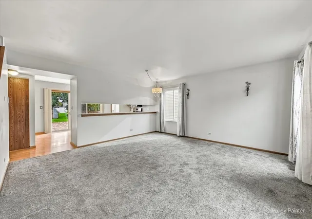 Photo 2 of Single family home for sale at 759 Thorndale Dr, Elgin, IL 60120 | MLS# 12796252 | Listing updated on 2026-10-28