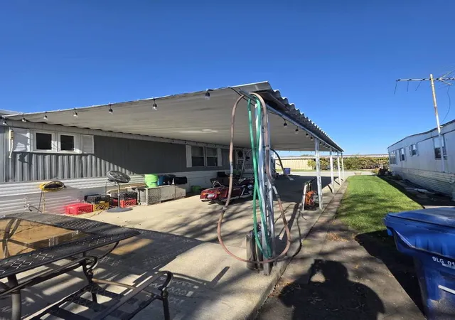 Photo 3 of Manufactured home for sale at 8800 S Harlem Ave #2209, Bridgeview, IL 60455 | MLS# 12796282 | Listing updated on 2026-10-28