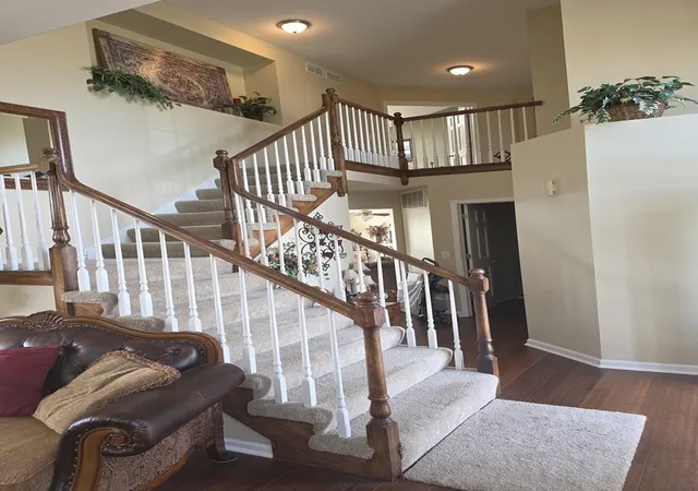 Photo 2 of Single family home for sale at 1606 Cottonwood Trl, Yorkville, IL 60560 | MLS# 12796285 | Listing updated on 2026-10-29