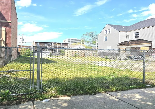 Photo 2 of Land for sale at 1524 E Marquette Rd, Chicago, IL 60637 | MLS# 12796286 | Listing updated on 2026-10-29