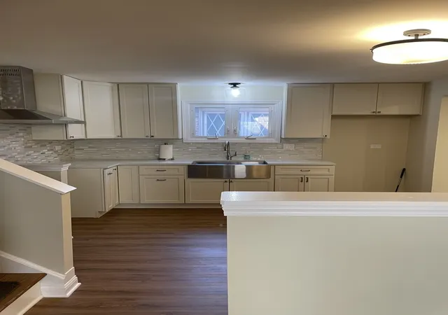 Photo 4 of Single family home for sale at 6457 S Lavergne Ave, Chicago, IL 60638 | MLS# 12796307 | Listing updated on 2026-10-30