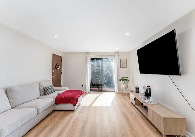 Photo 3 of Condo for sale at (Undisclosed), Chicago, IL 60638 | MLS# 12796321 | Listing updated on 2026-10-28