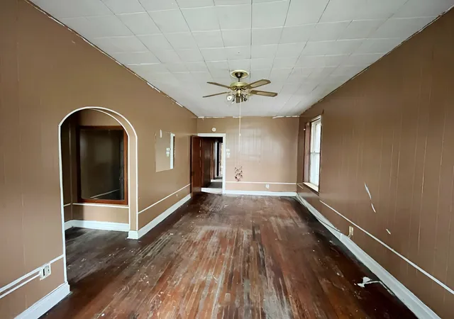Photo 3 of Single family home for sale at 4632 W Adams St, Chicago, IL 60644 | MLS# 12796348 | Listing updated on 2026-10-28