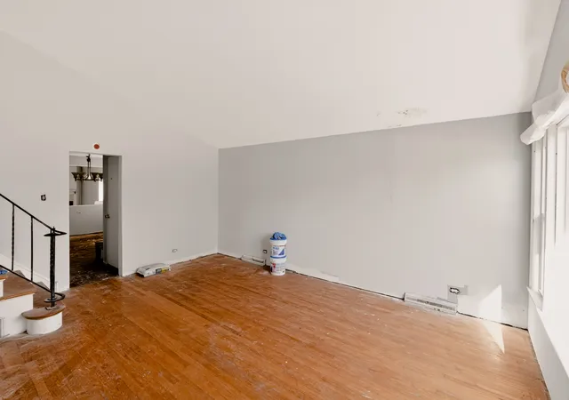 Photo 3 of Single family home for sale at 15322 Drexel Ave, South Holland, IL 60473 | MLS# 12796356 | Listing updated on 2026-10-28
