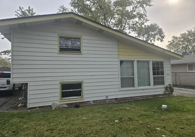 Photo 3 of Single family home for sale at 16613 Winchester Ave, Markham, IL 60428 | MLS# 12796372 | Listing updated on 2026-10-28