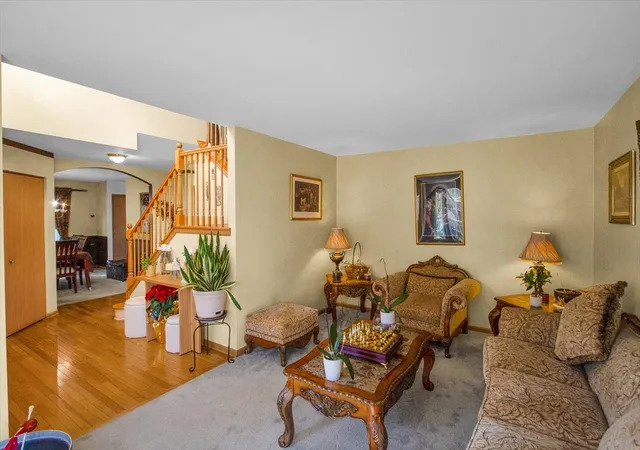 Photo 4 of Single family home for sale at 10601 Nantucket Ln, Huntley, IL 60142 | MLS# 12796396 | Listing updated on 2026-10-30