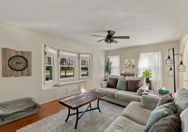 Photo 4 of Single family home for sale at 552 E Wells St, Geneseo, IL 61254 | MLS# 12796430 | Listing updated on 2026-10-30