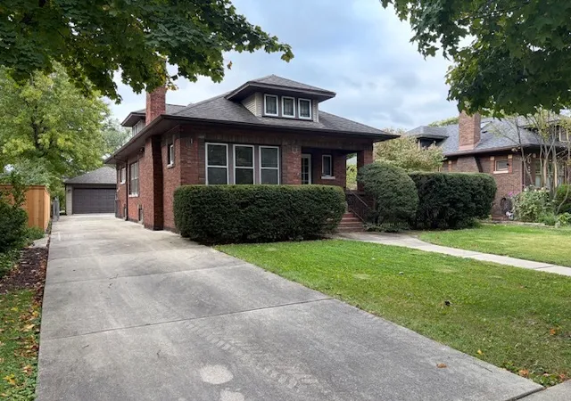 Photo 1 of Single family home for sale at 1016 W Arlington Ave, La Grange, IL 60525 | MLS# 12796456 | Listing updated on 2026-10-29