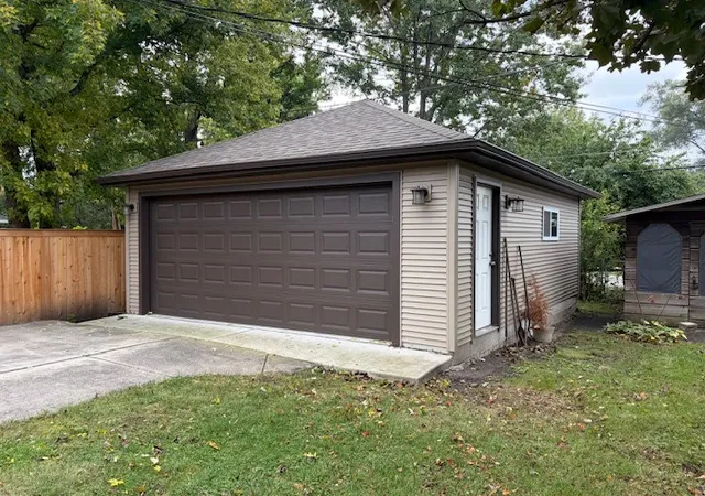 Photo 3 of Single family home for sale at 1016 W Arlington Ave, La Grange, IL 60525 | MLS# 12796456 | Listing updated on 2026-10-29