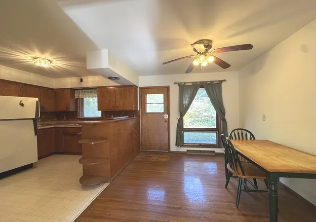 Photo 4 of Single family home for sale at 218 Esther Cir, Bourbonnais, IL 60914 | MLS# 12796473 | Listing updated on 2026-10-29