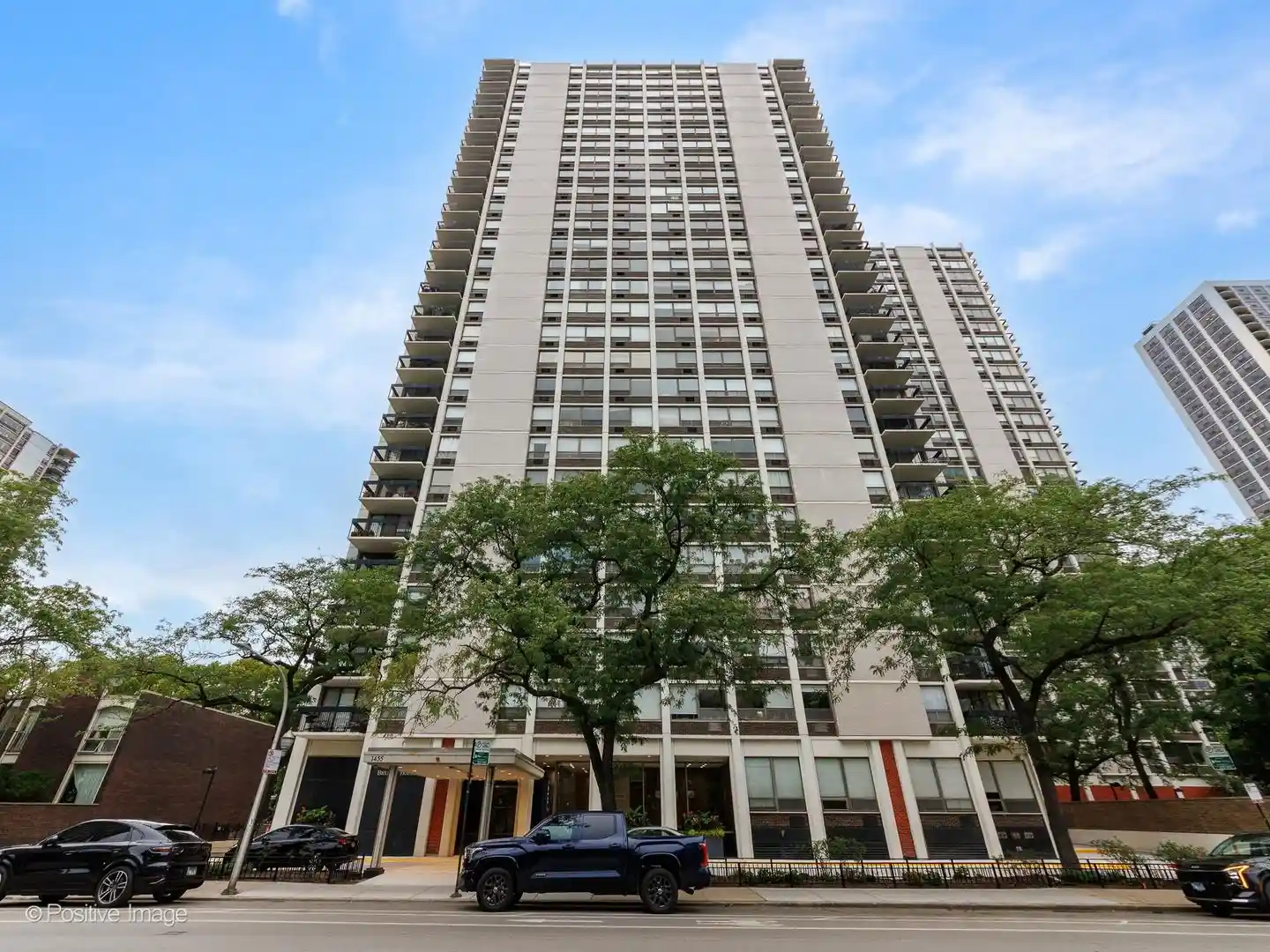 Listing Photo 1 - Condo for sale in 1455 N Sandburg Ter located at 1455 N Sandburg Ter, Chicago, IL 60610 - Unit #803