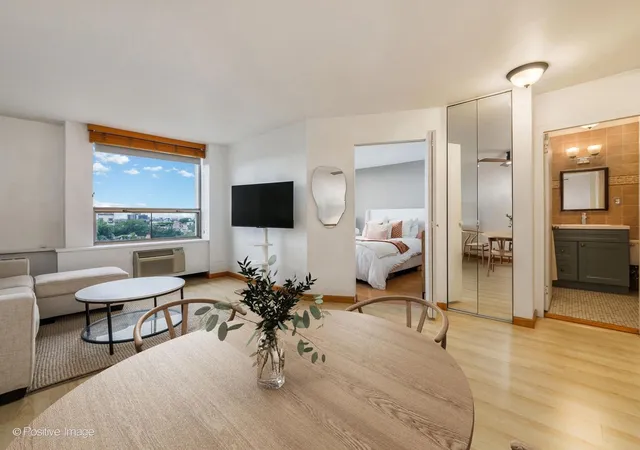 Listing Photo 1 - Condo for sale in building located at 1455 N Sandburg Ter, Chicago, IL 60610 - Unit #803