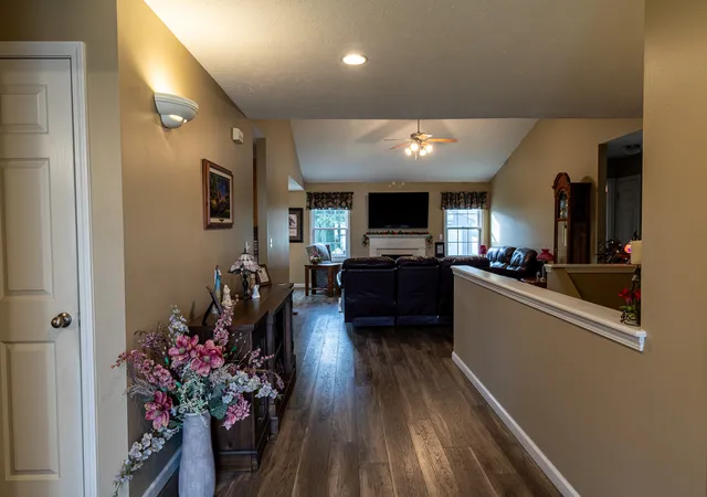 Photo 2 of Single family home for sale at 1506 Willow, Washington, IL 61571 | MLS# 12796527 | Listing updated on 2026-10-29