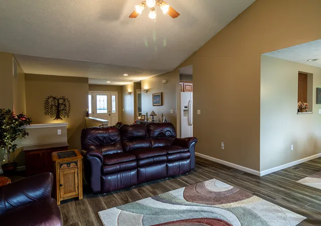 Photo 4 of Single family home for sale at 1506 Willow, Washington, IL 61571 | MLS# 12796527 | Listing updated on 2026-10-29