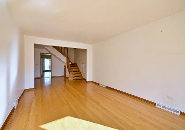 Photo 2 of Single family home for sale at 6654 W Imlay St, Chicago, IL 60631 | MLS# 12796550 | Listing updated on 2026-10-29