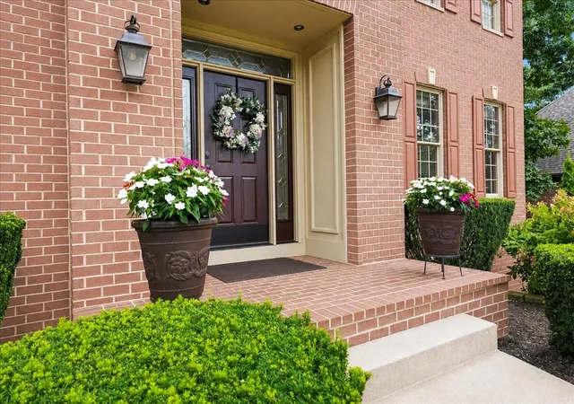 Photo 4 of Single family home for sale at 39 Edinburgh St, Valparaiso, IN 46385 | MLS# 12796565 | Listing updated on 2026-10-28